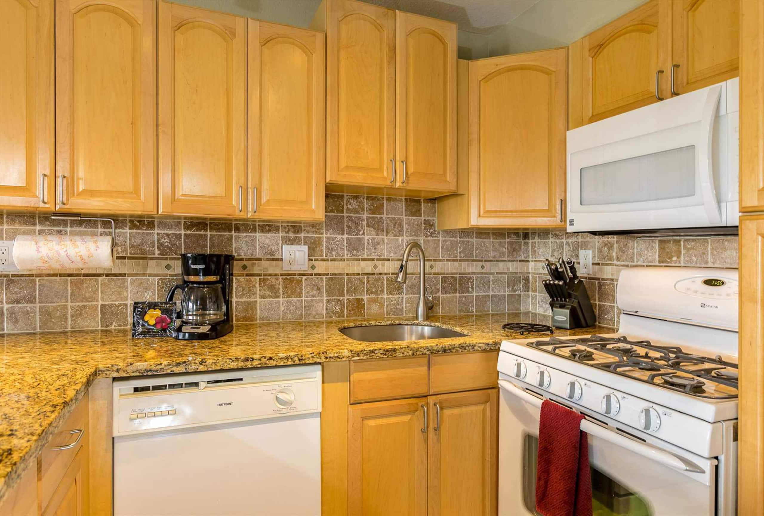 Condo in Kihei · ★4.89 · 1 bedroom · 1 bed · 1 private bath - Image 14