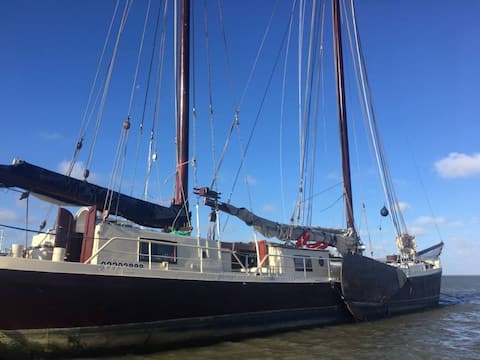 Unique overnight stay on a sleeping ship near the city center