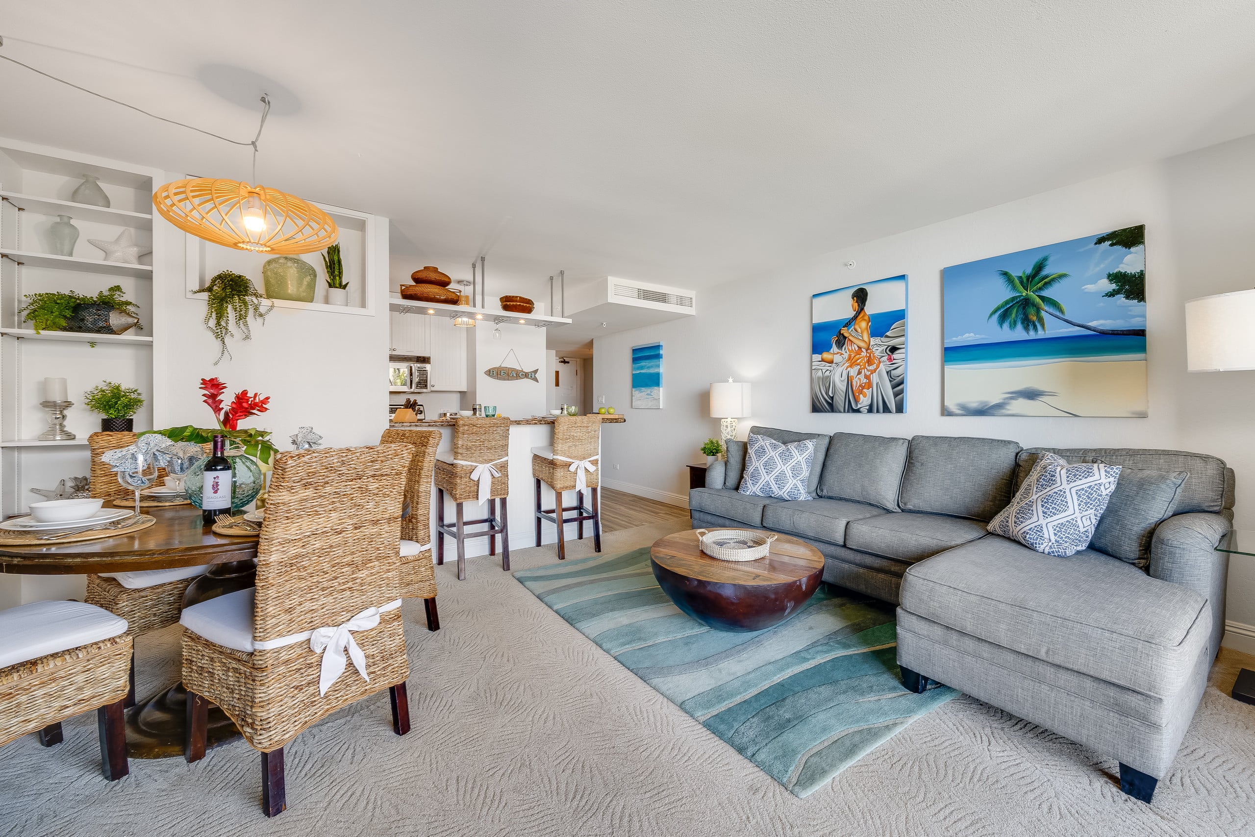 Condo in Lahaina · ★4.76 · 2 bedrooms · 4 beds · 2 baths - Image 1