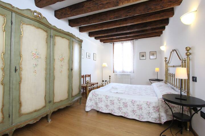Residence dei Mori (80m from Rialto´s Bridge) gallery image 3