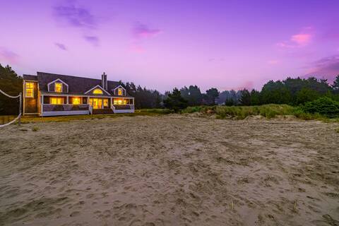 25% Now! Beachfront-Mins 2 Beach+HotTub-GmRoom