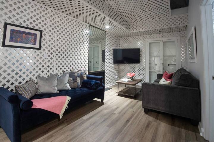 Stylish Celeb Home by YouRent| Best of NOLA + Pool gallery image 5