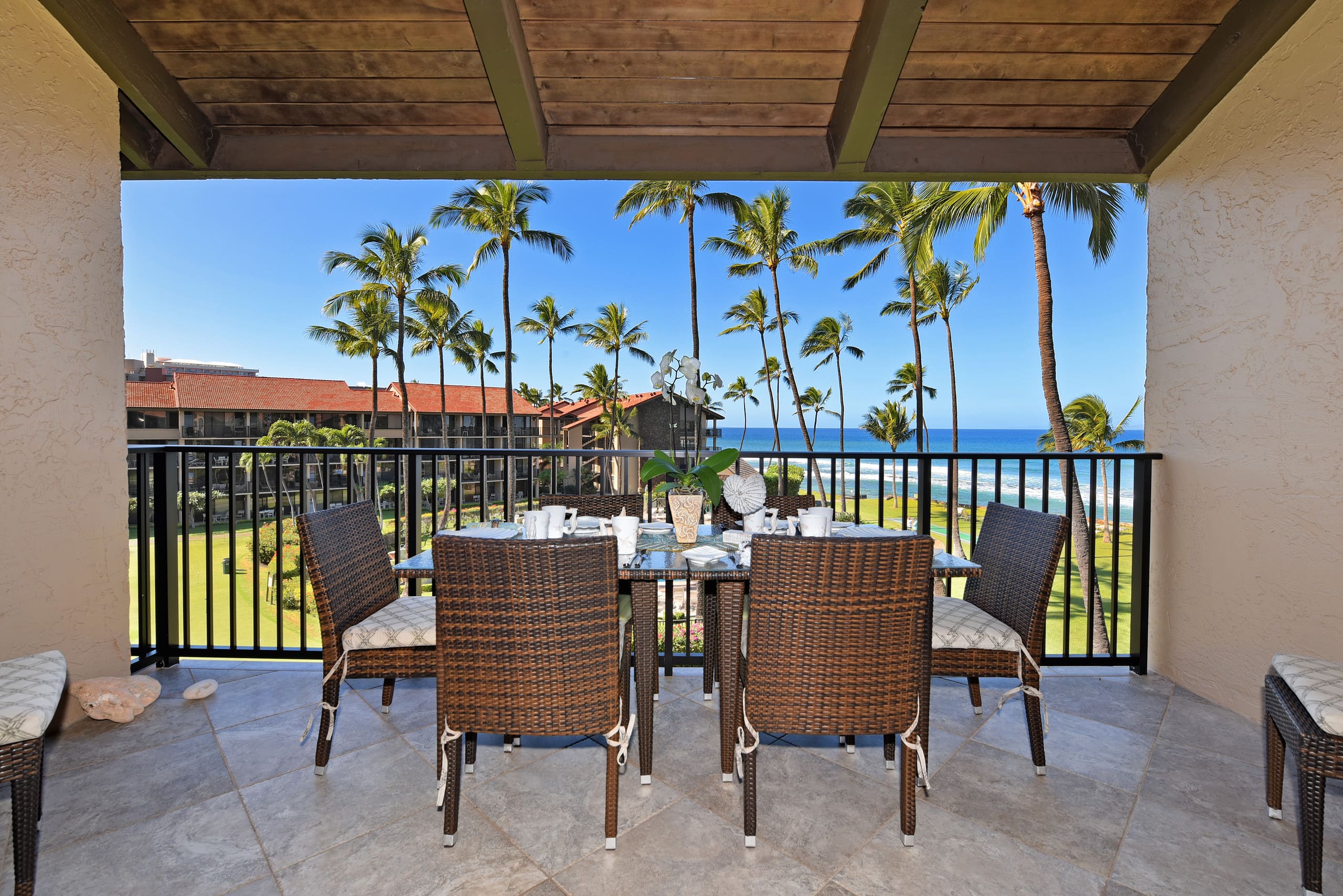 Condo in Lahaina · ★4.64 · 3 bedrooms · 5 beds · 3 baths - Image 24