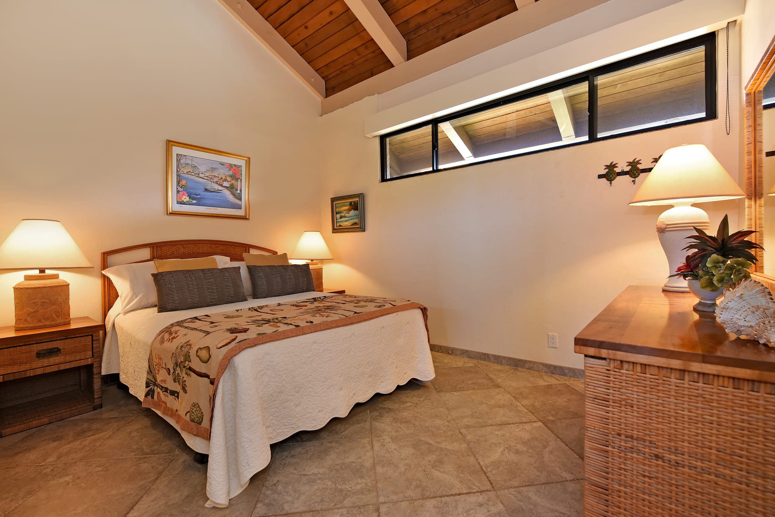 Condo in Lahaina · ★4.64 · 3 bedrooms · 5 beds · 3 baths - Image 14