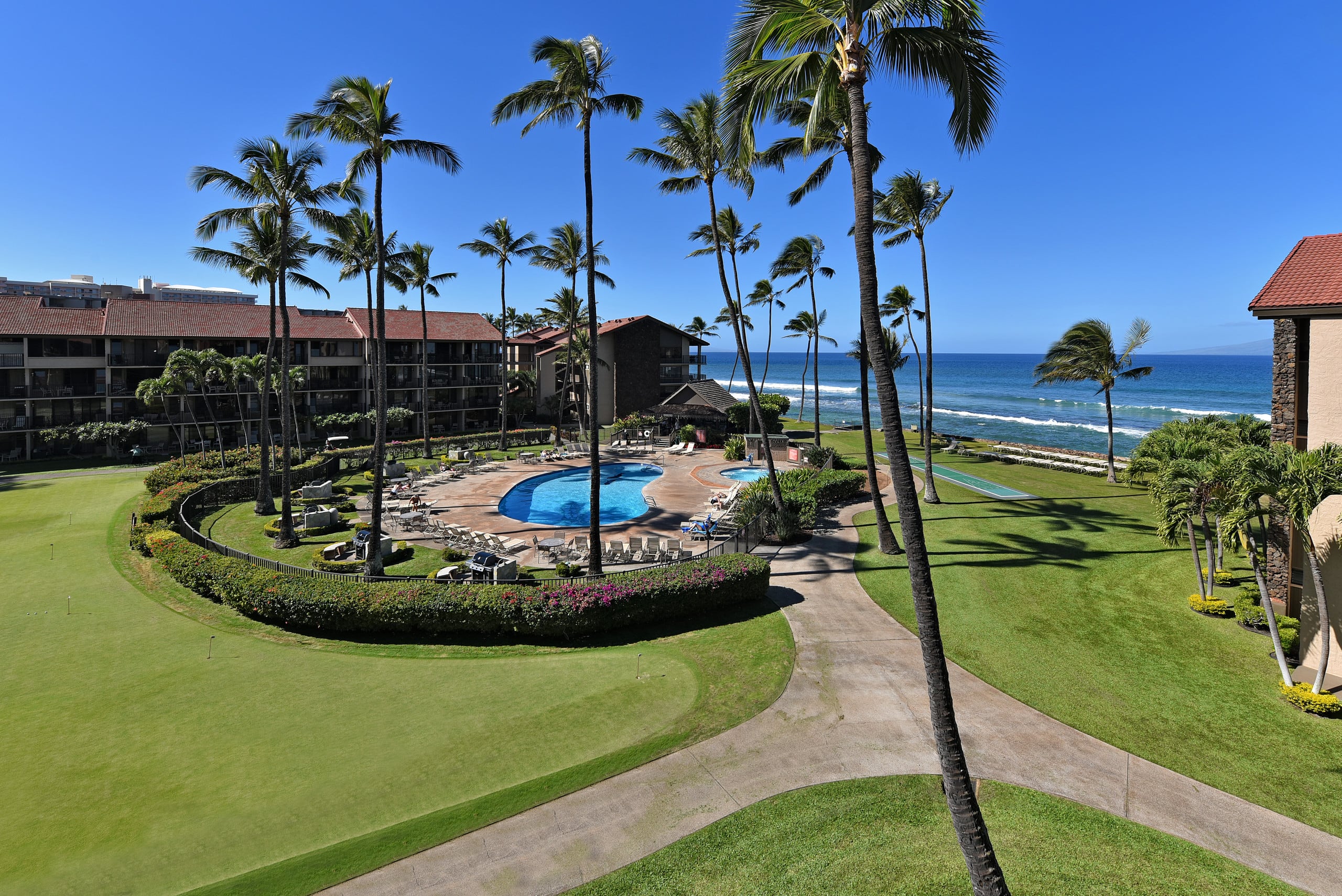 Condo in Lahaina · ★4.64 · 3 bedrooms · 5 beds · 3 baths - Image 25