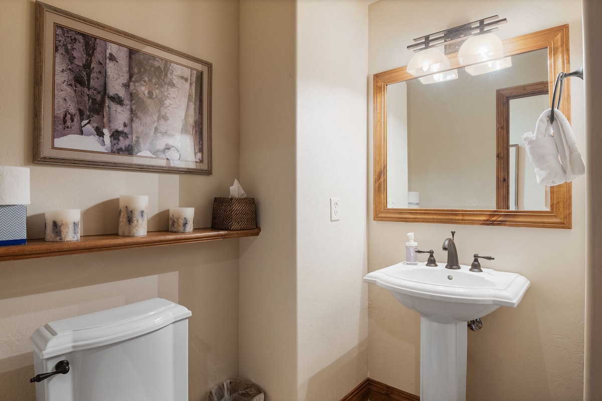 Adventure Hub ~ Luxury Turnberry 23