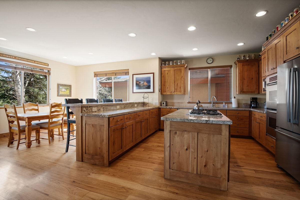 Adventure Hub ~ Luxury Turnberry 23