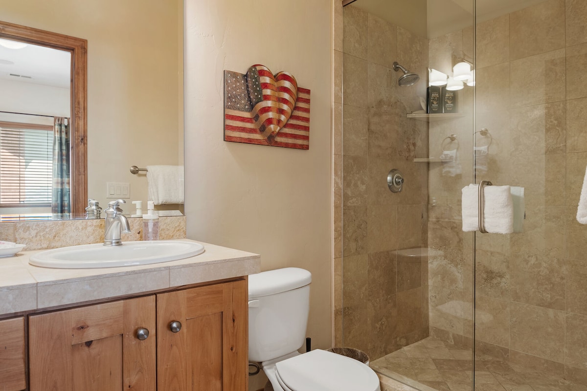 Adventure Hub ~ Luxury Turnberry 23