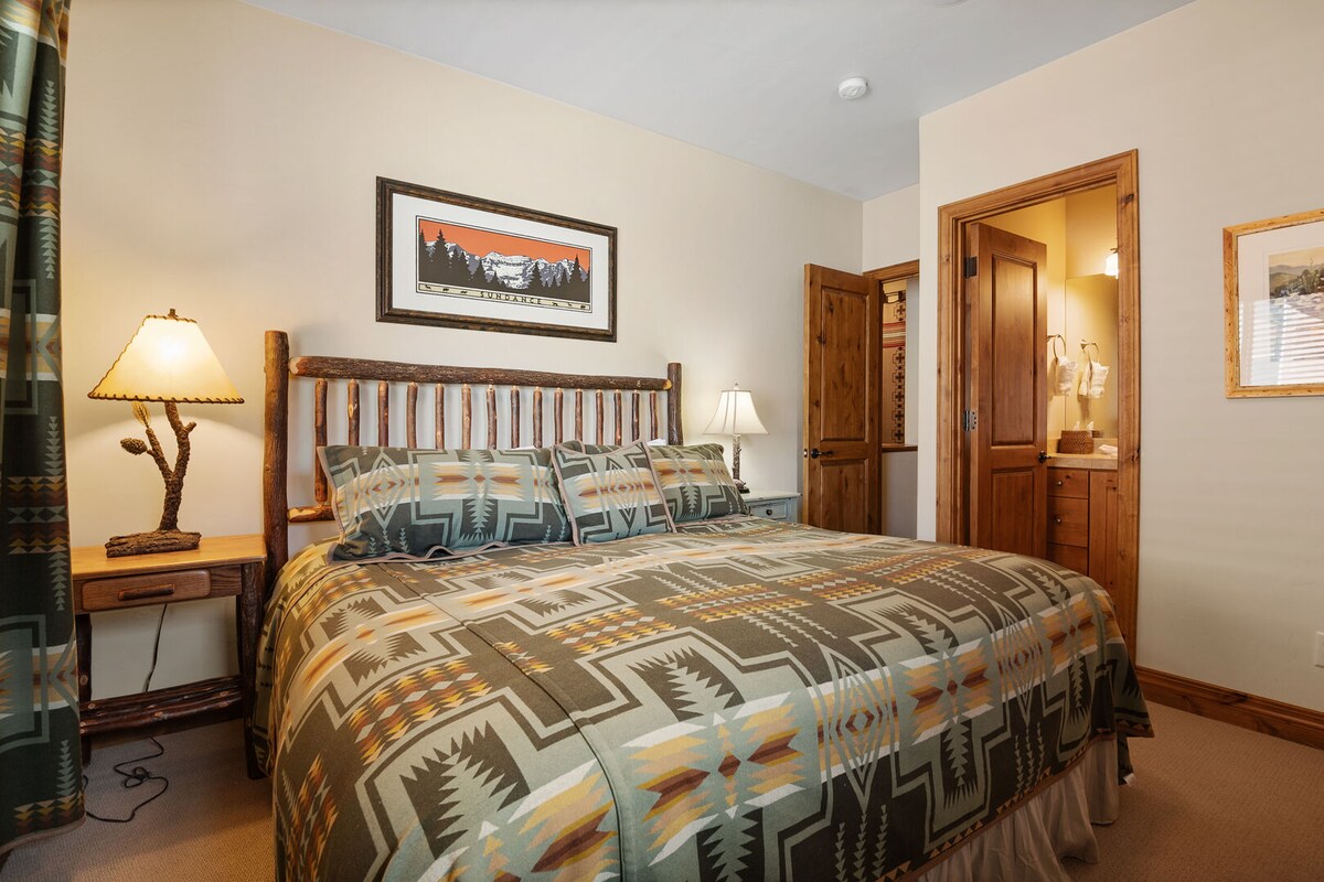 Adventure Hub ~ Luxury Turnberry 23