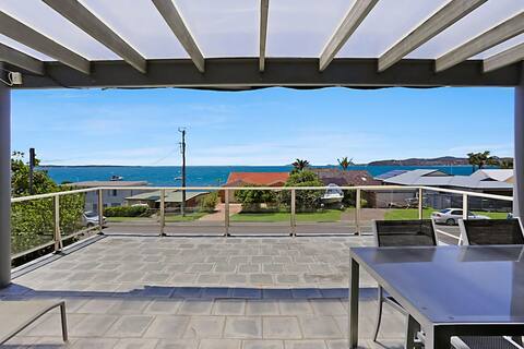 Views of Wanda Beach