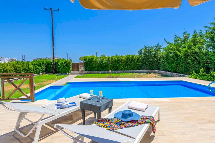 Lindos Emerald gallery image 3