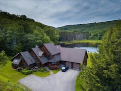 Lakefront+Retreat%2C+Pets+Ok%21+Close+to+Skiing%21