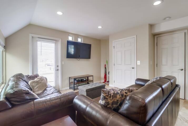 Jamaica Palms & Penthouse, Sleeps 22 gallery image 5