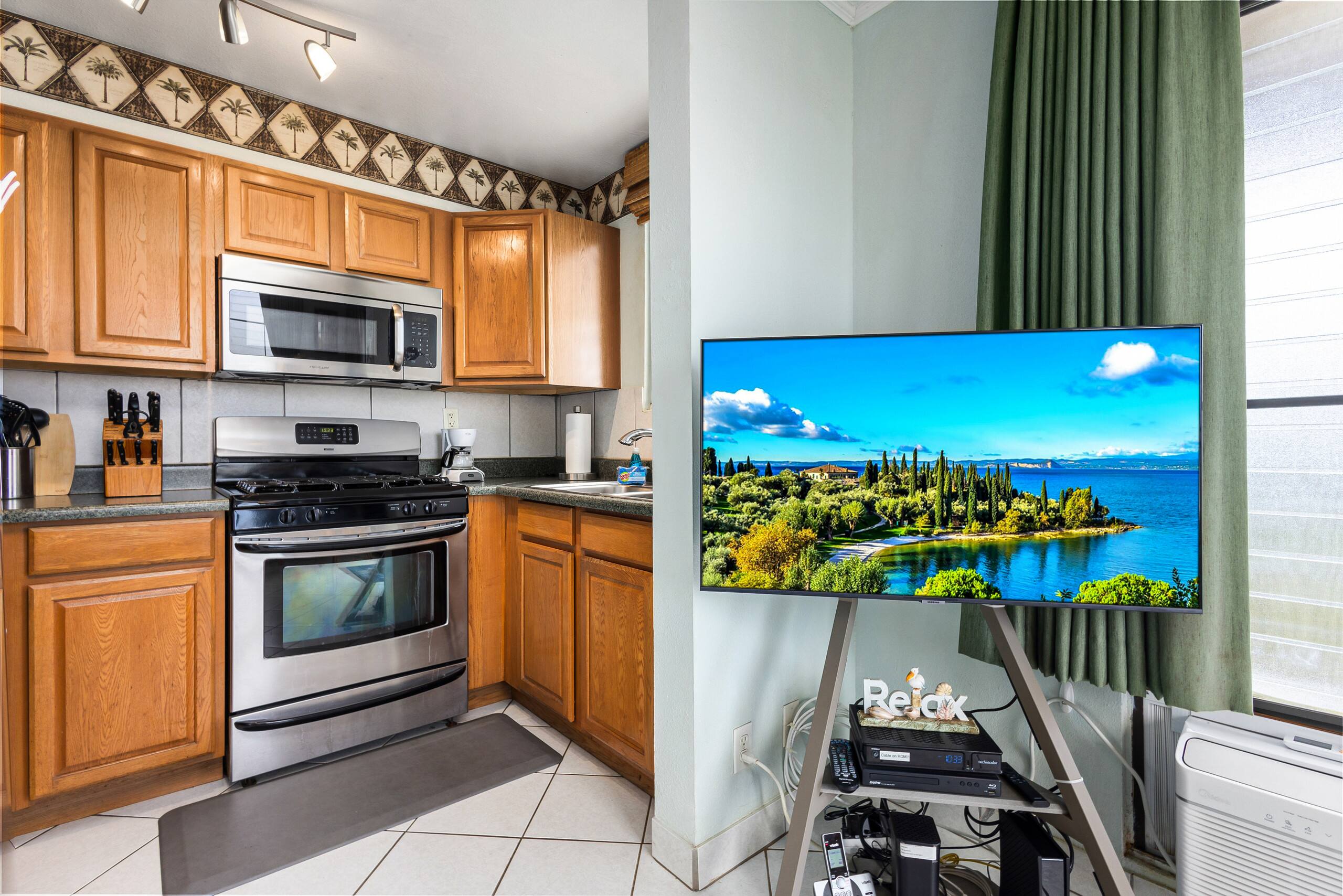 Condo in Kihei · ★4.33 · Studio · 1 bed · 1 bath - Image 14