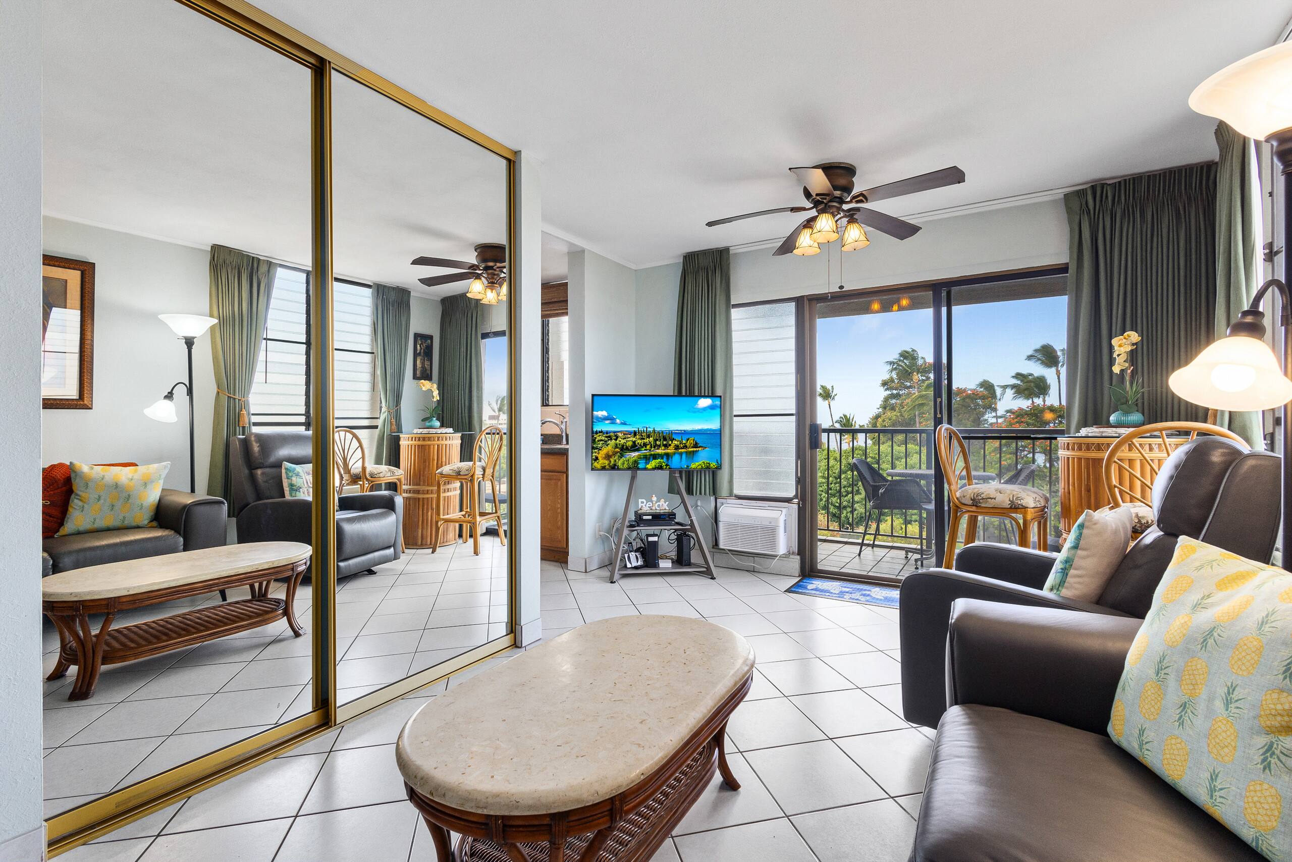 Condo in Kihei · ★4.33 · Studio · 1 bed · 1 bath - Image 7