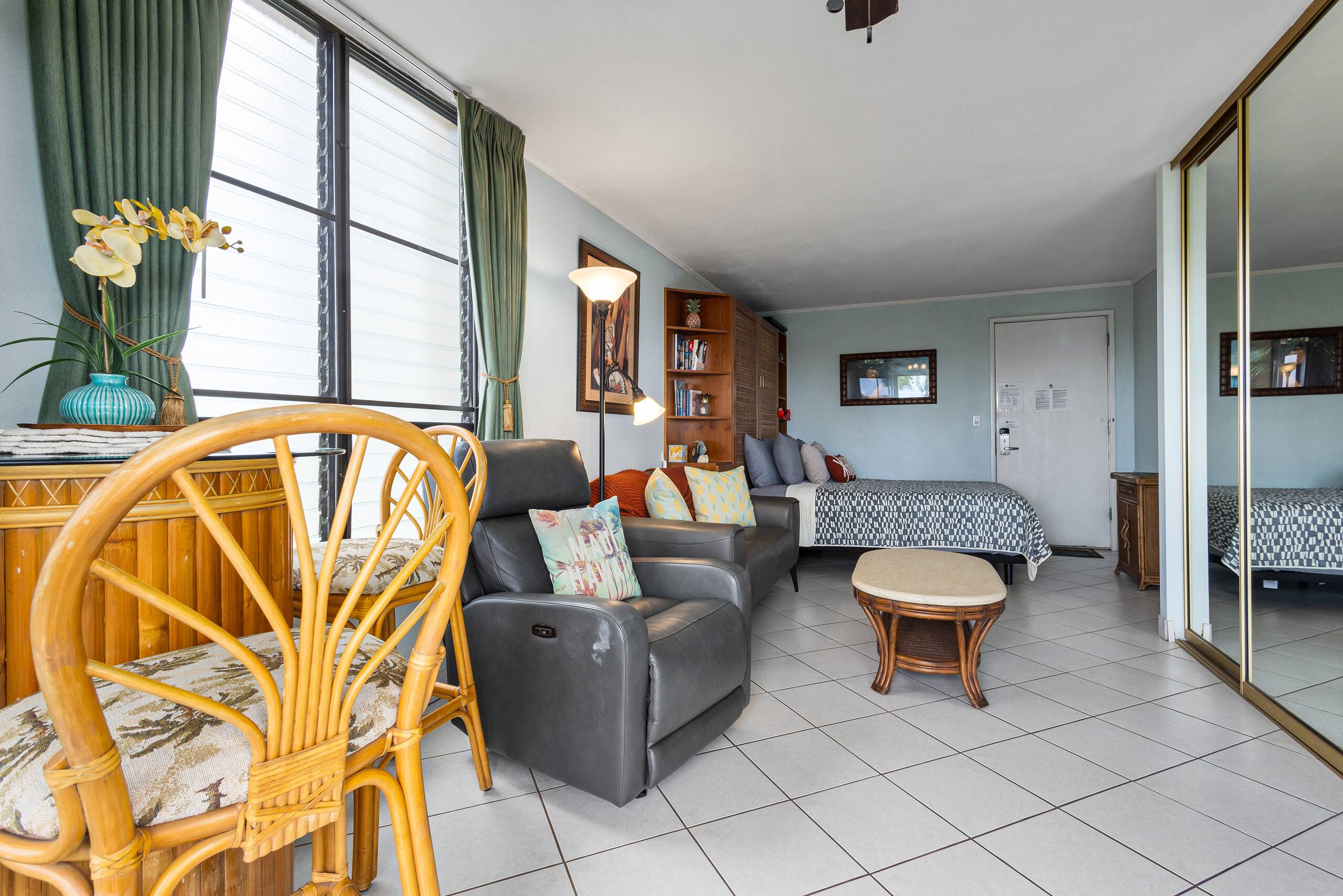 Condo in Kihei · ★4.33 · Studio · 1 bed · 1 bath - Image 19