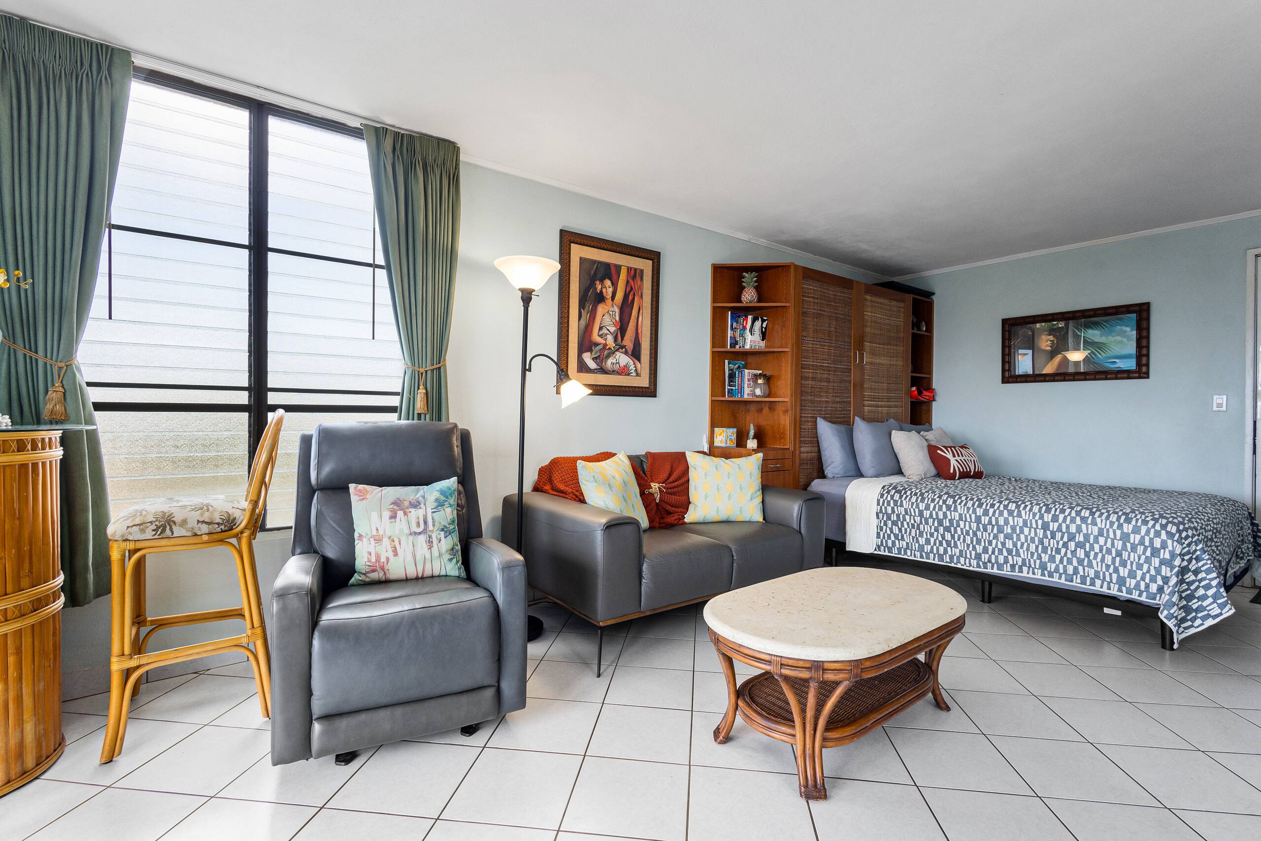 Condo in Kihei · ★4.33 · Studio · 1 bed · 1 bath - Image 12