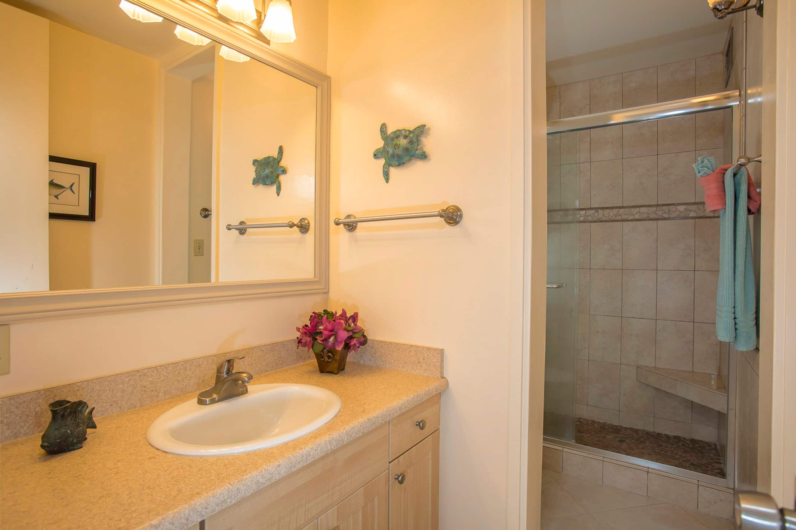 Condo in Kihei · ★4.61 · 2 bedrooms · 4 beds · 2 shared baths - Image 7