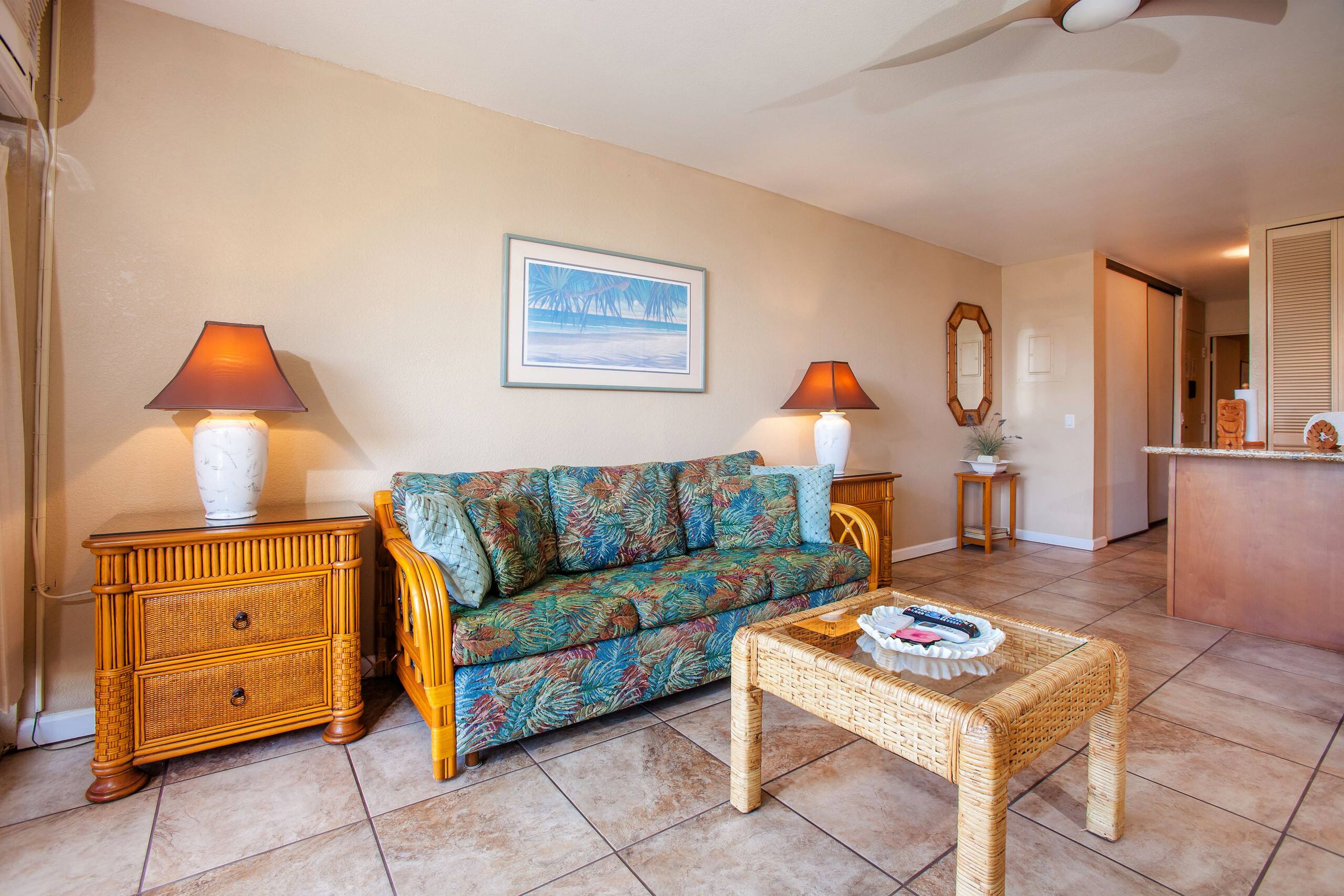Condo in Kihei · ★4.63 · 1 bedroom · 2 beds · 1 shared bath - Image 4