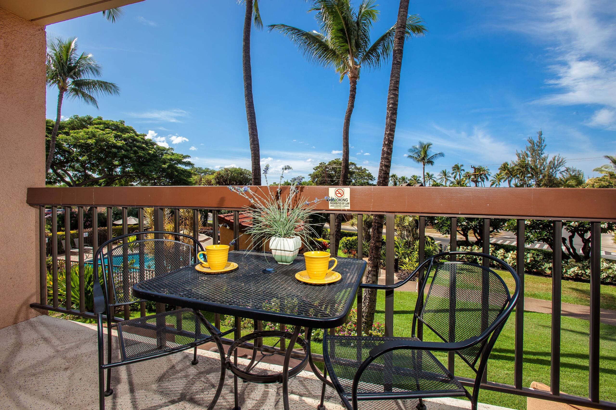 Condo in Kihei · ★4.63 · 1 bedroom · 2 beds · 1 shared bath - Image 1