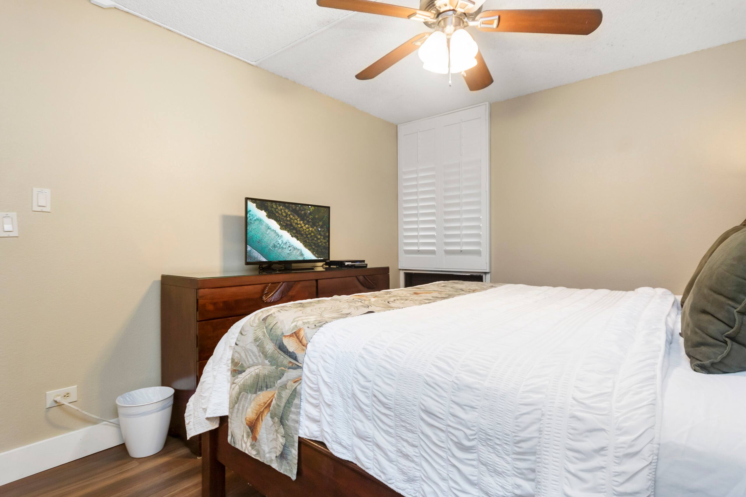 Condo in Kihei · ★4.67 · 1 bedroom · 2 beds · 2 baths - Image 14