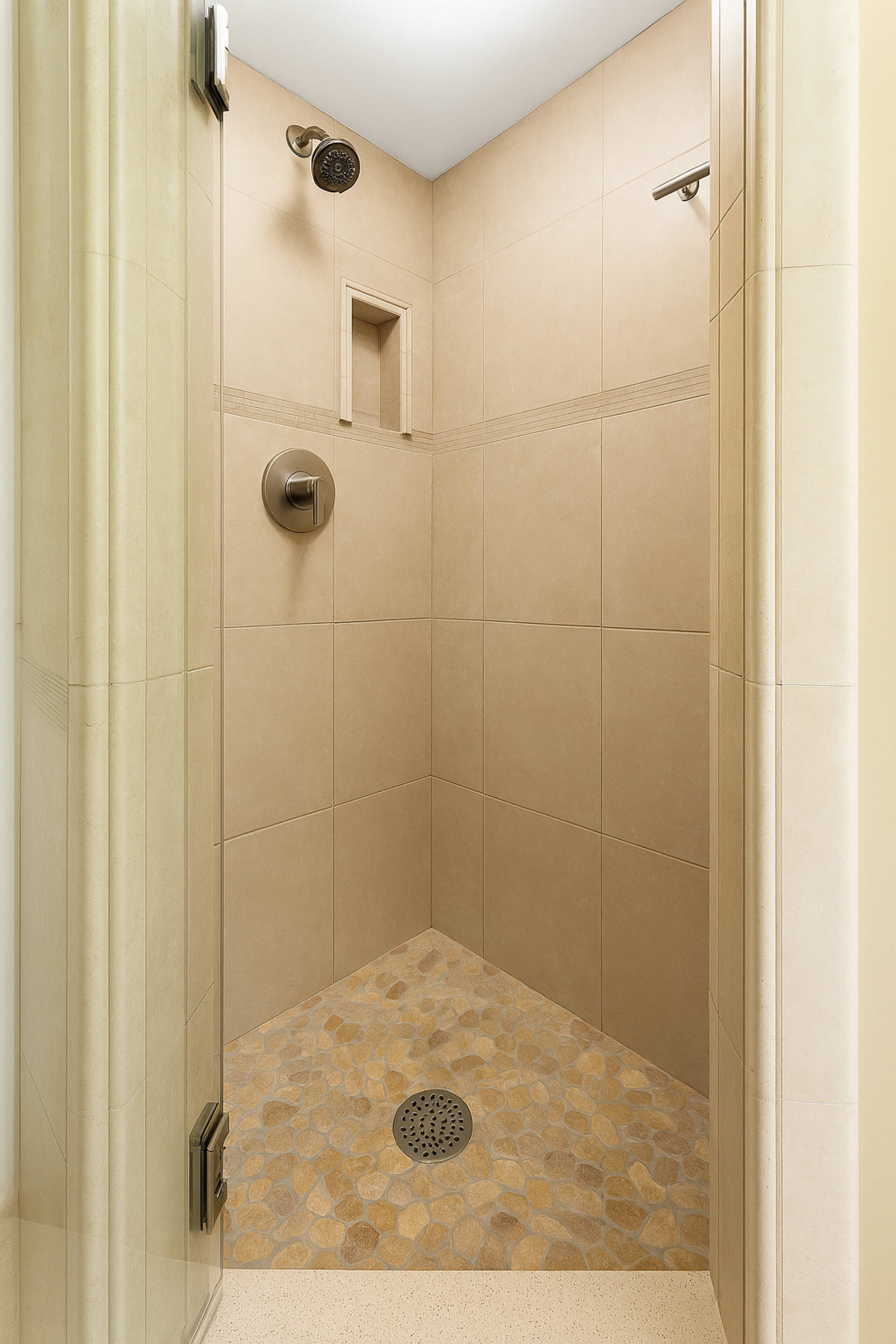Condo in Kihei · ★4.67 · 1 bedroom · 2 beds · 2 baths - Image 22