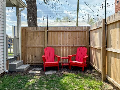 Katy Haus: Hot tub, Wineries, Fenced yard, Dog-fri