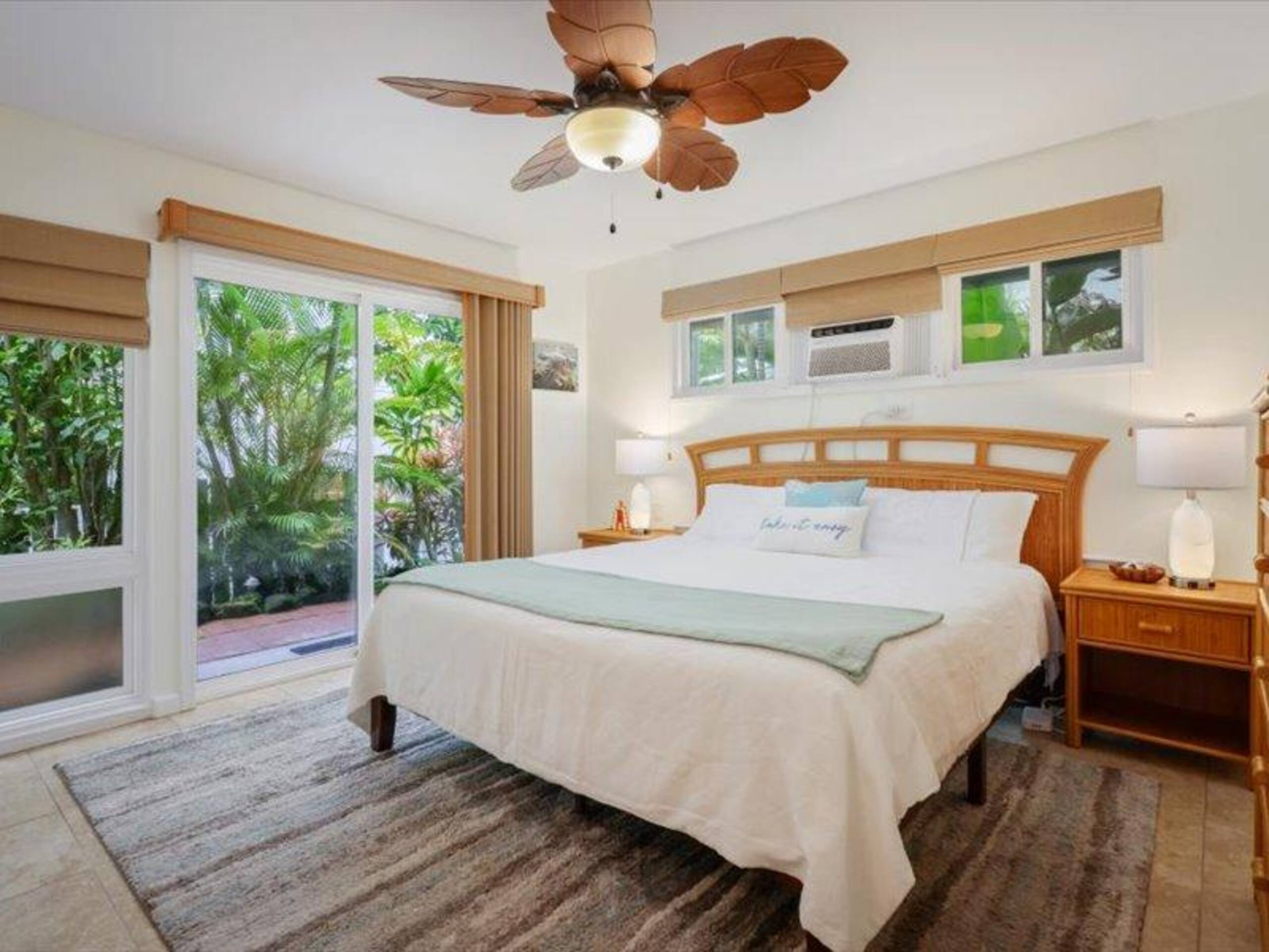 Condo in Kailua-Kona · ★4.47 · 1 bedroom · 2 beds · 1 bath - Image 6