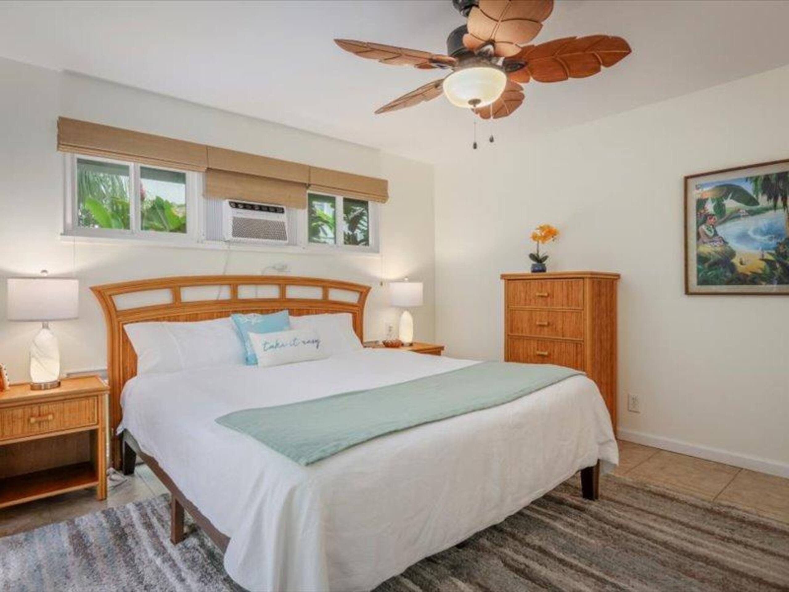 Condo in Kailua-Kona · ★4.47 · 1 bedroom · 2 beds · 1 bath - Image 5