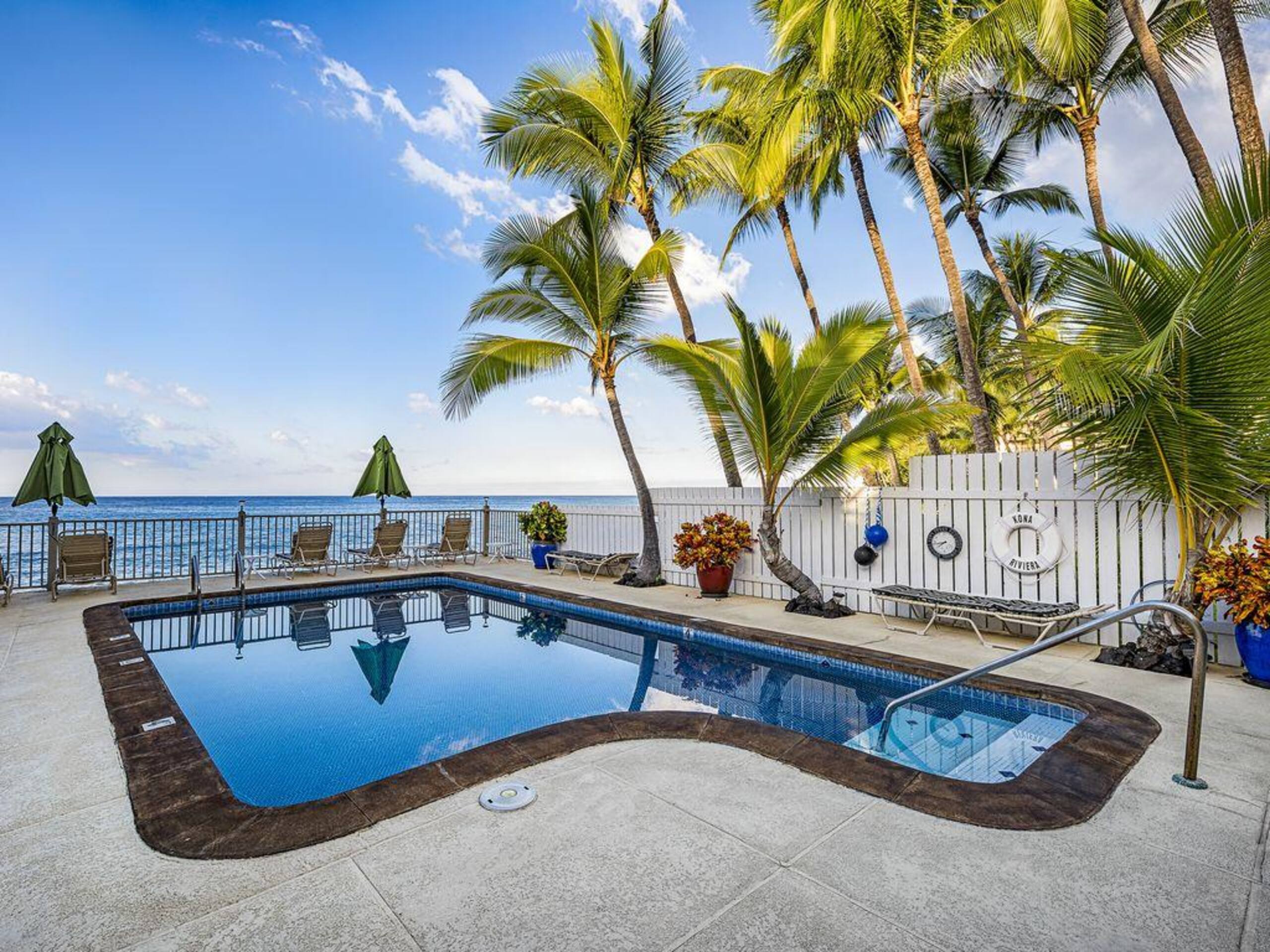Condo in Kailua-Kona · ★4.47 · 1 bedroom · 2 beds · 1 bath - Image 27