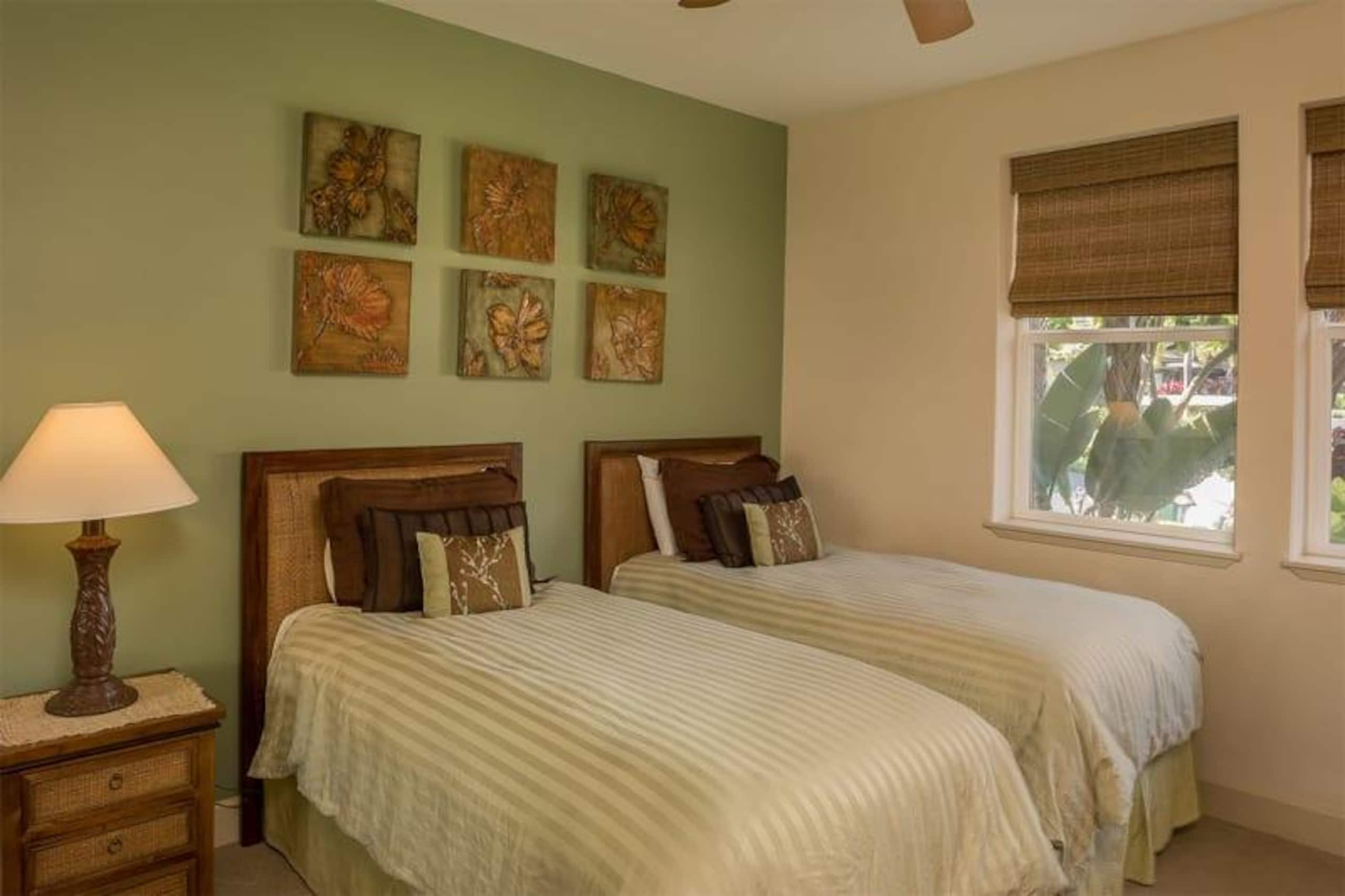 Coastal retreat w/ resort pool & garden lanai - Photo 12