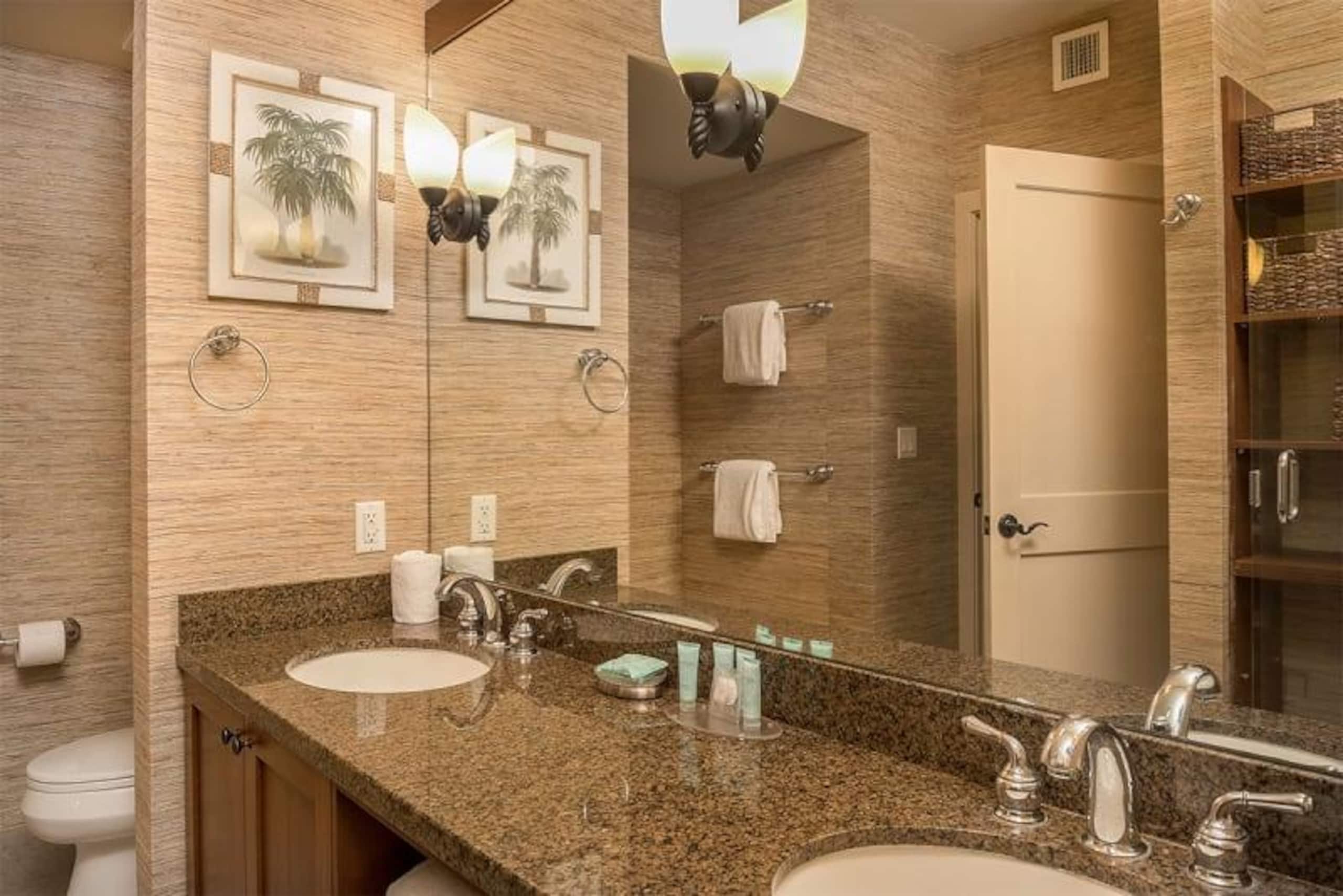 Coastal retreat w/ resort pool & garden lanai - Photo 13