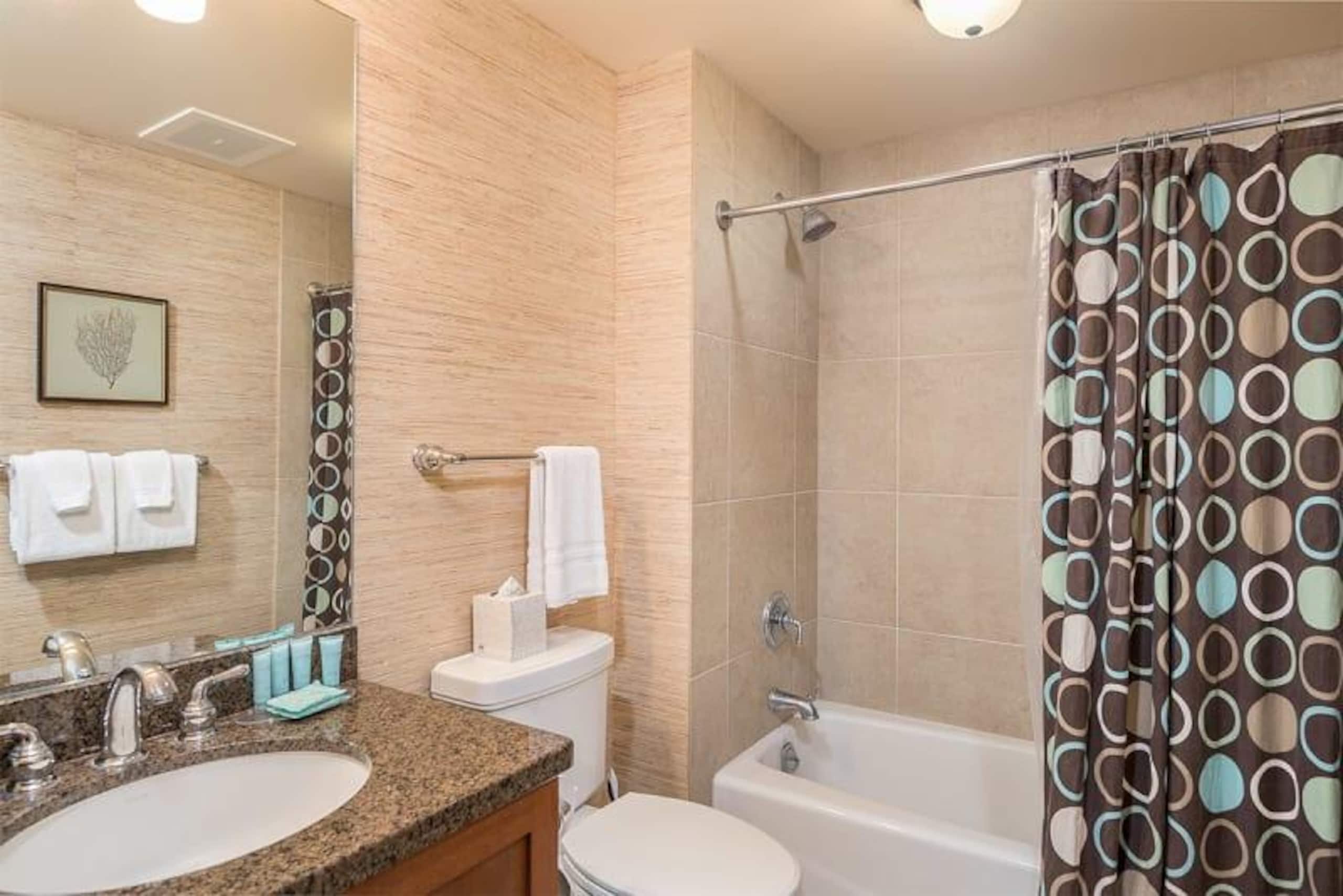 Coastal retreat w/ resort pool & garden lanai - Photo 15