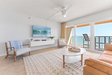 Oceanfront Penthouse with Balcony Views & Pool!