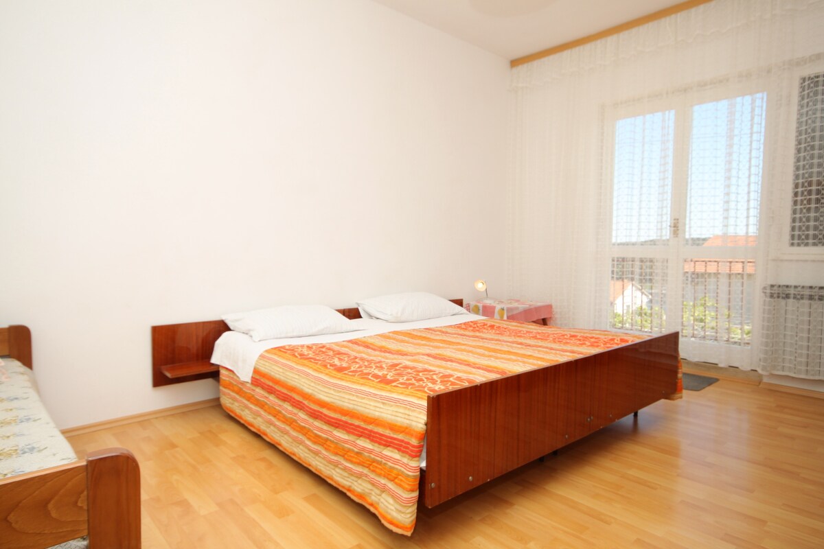 Საძინებელი 2, ზედაპირი: 17 მ²