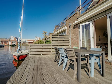 Westergeest by Interhome