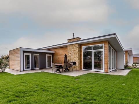 Green Resort Mooi Bemelen by Interhome