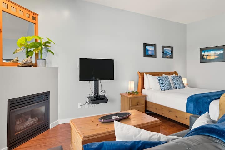 Fred Tibbs #10-ocean View, D.t, Fireplace, Pets - Tofino
