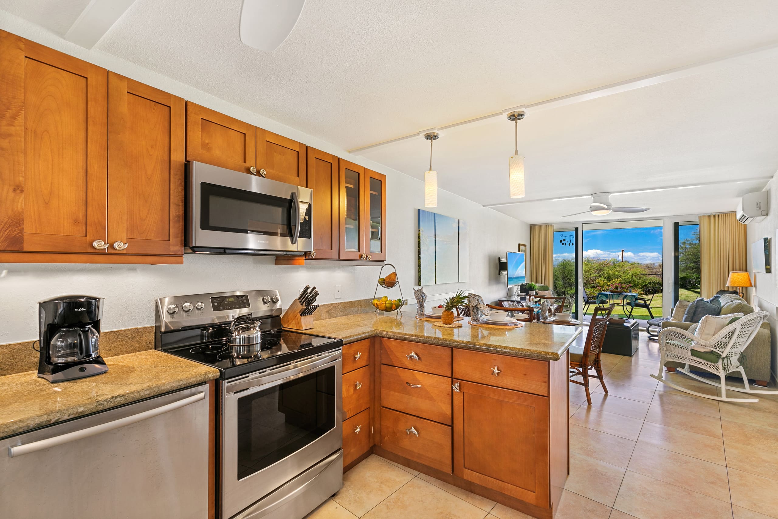 Condo in Kihei · ★4.63 · 2 bedrooms · 2 beds · 1 bath - Image 9