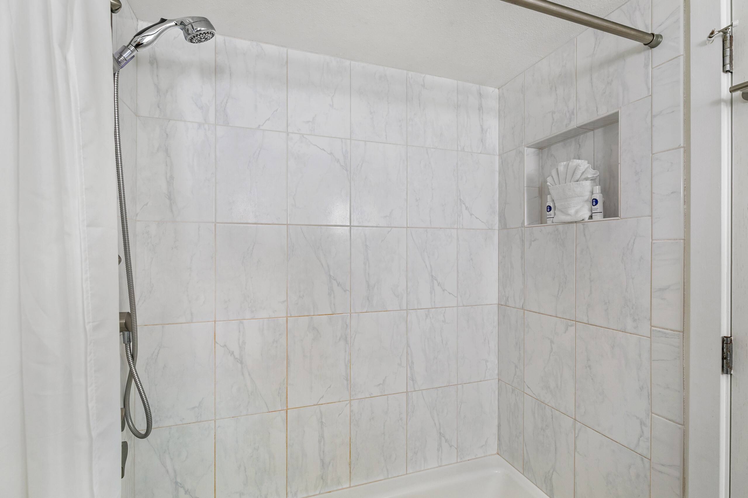 Condo in Kihei · ★4.63 · 2 bedrooms · 2 beds · 1 bath - Image 20