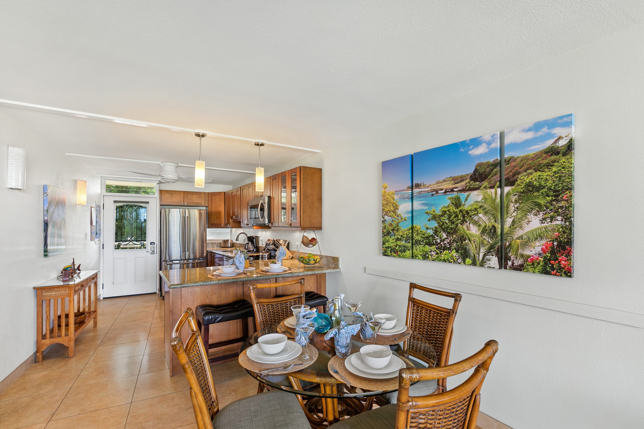Condo in Kihei · ★4.63 · 2 bedrooms · 2 beds · 1 bath - Image 11