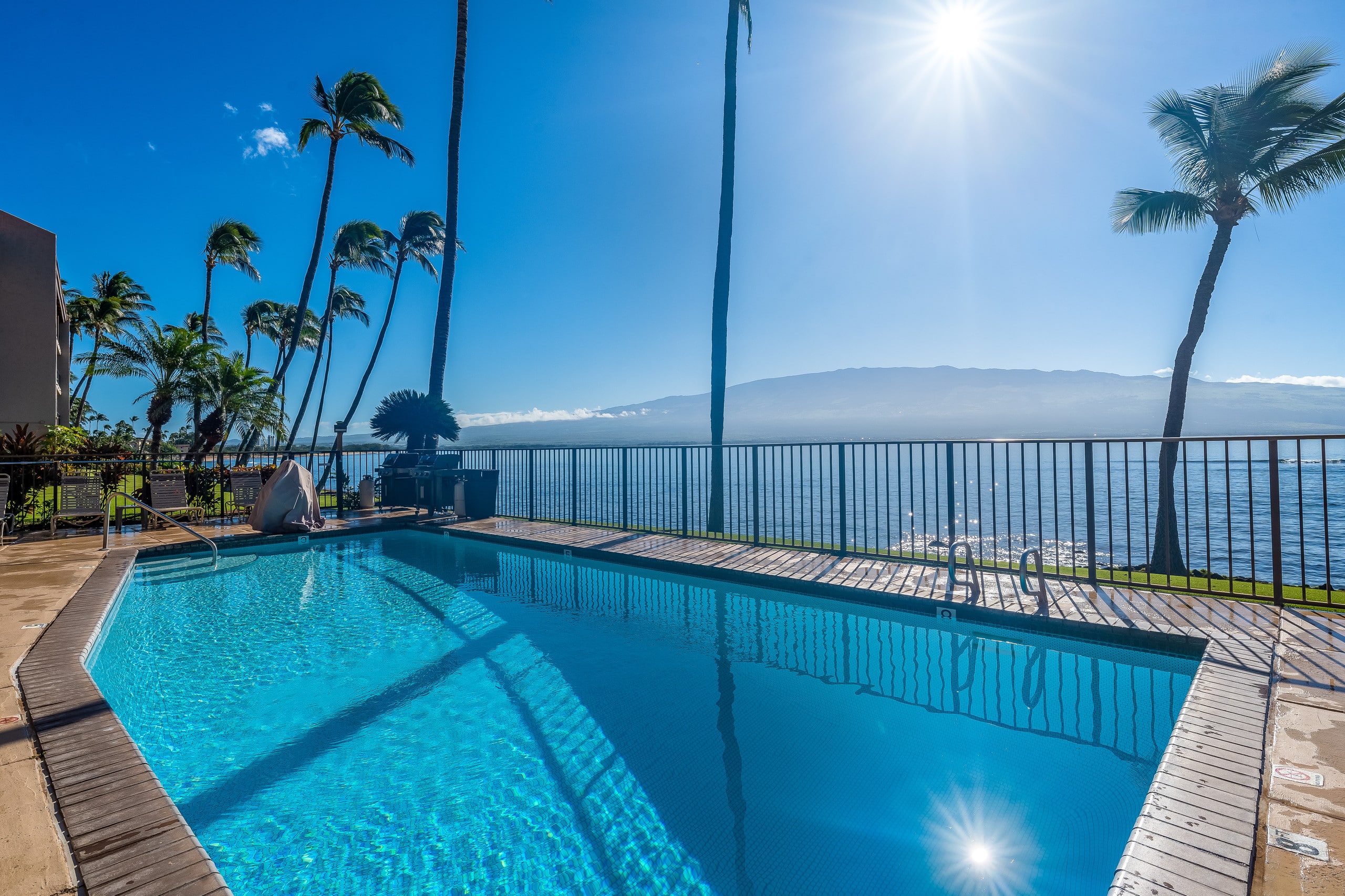 Condo in Wailuku · ★4.69 · 2 bedrooms · 3 beds · 2 baths - Image 42