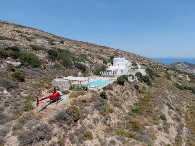 Panoramic three villa complex with helipad gallery image 3