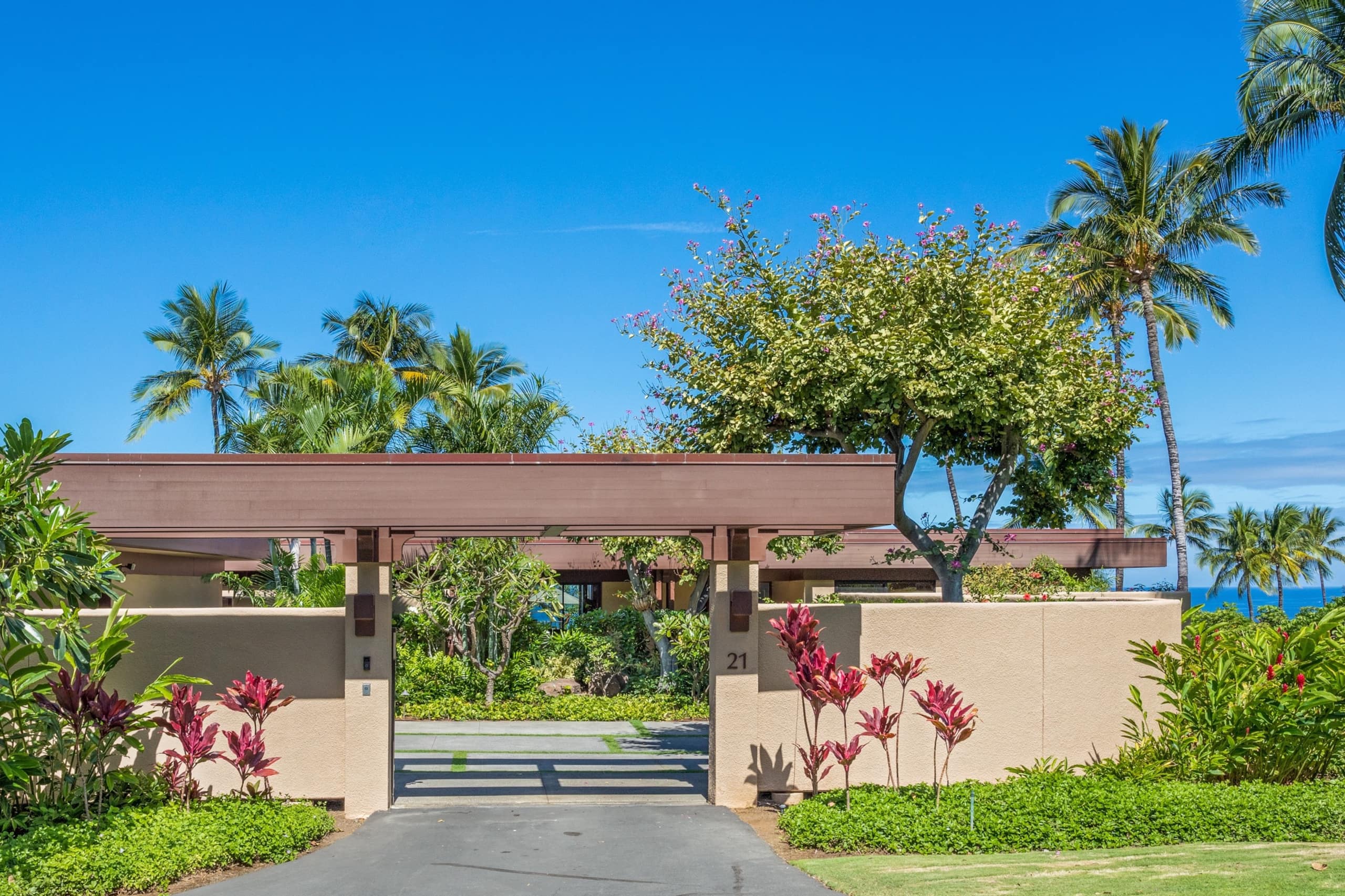 Home in Waimea · ★5.0 · 4 bedrooms · 7 beds · 4 baths - Image 38