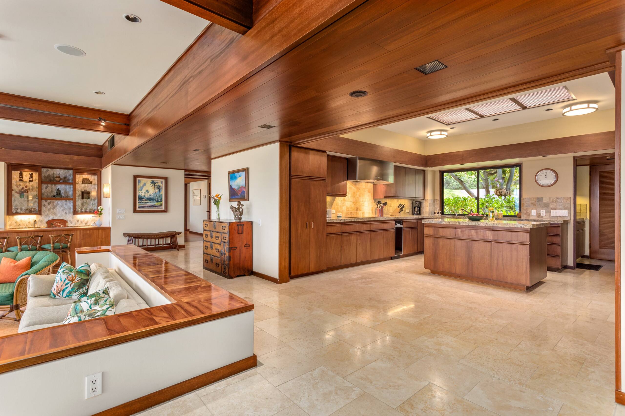 Home in Waimea · ★5.0 · 4 bedrooms · 7 beds · 4 baths - Image 8