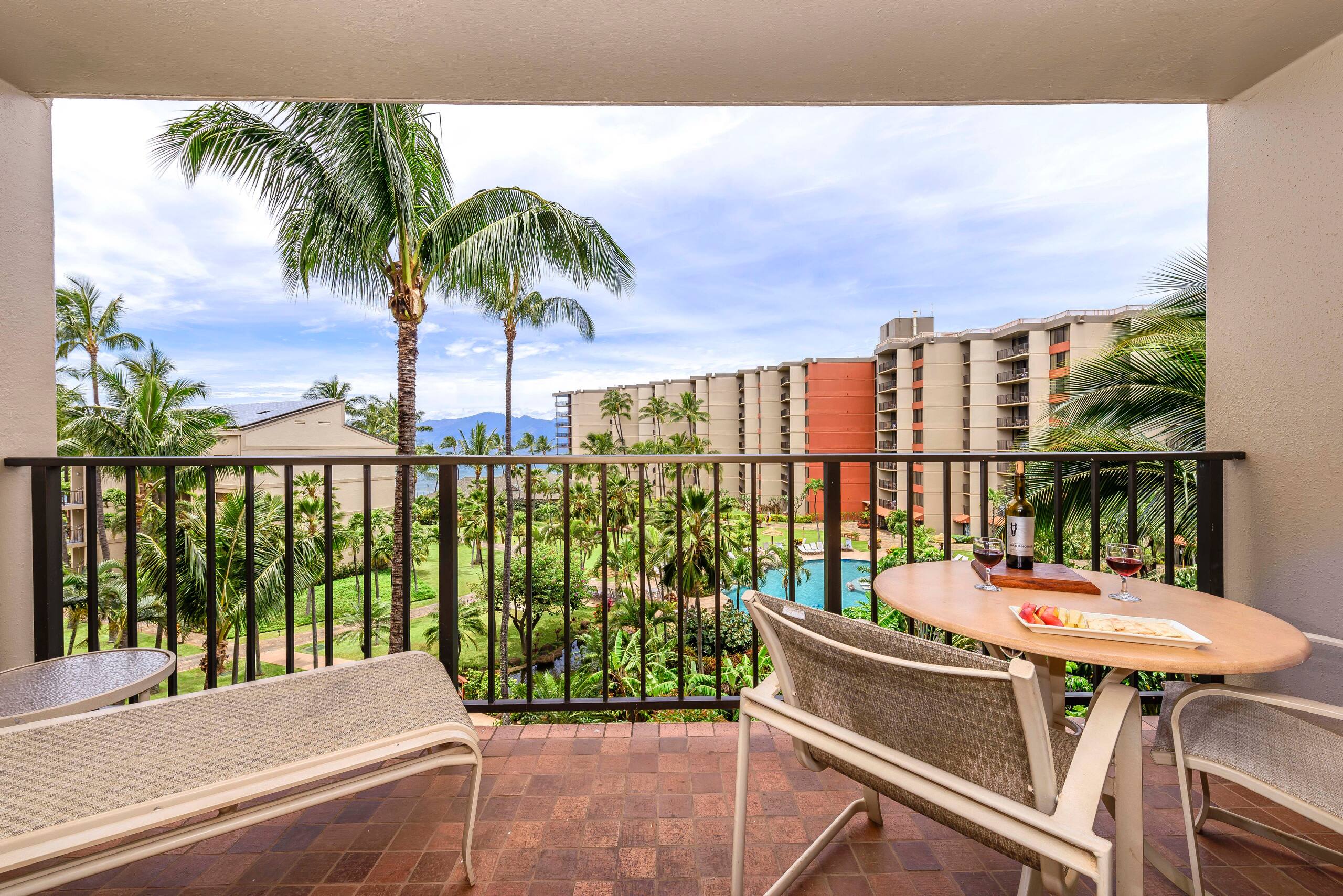 Condo in Lahaina · ★4.7 · 1 bedroom · 2 beds · 1 bath - Image 20