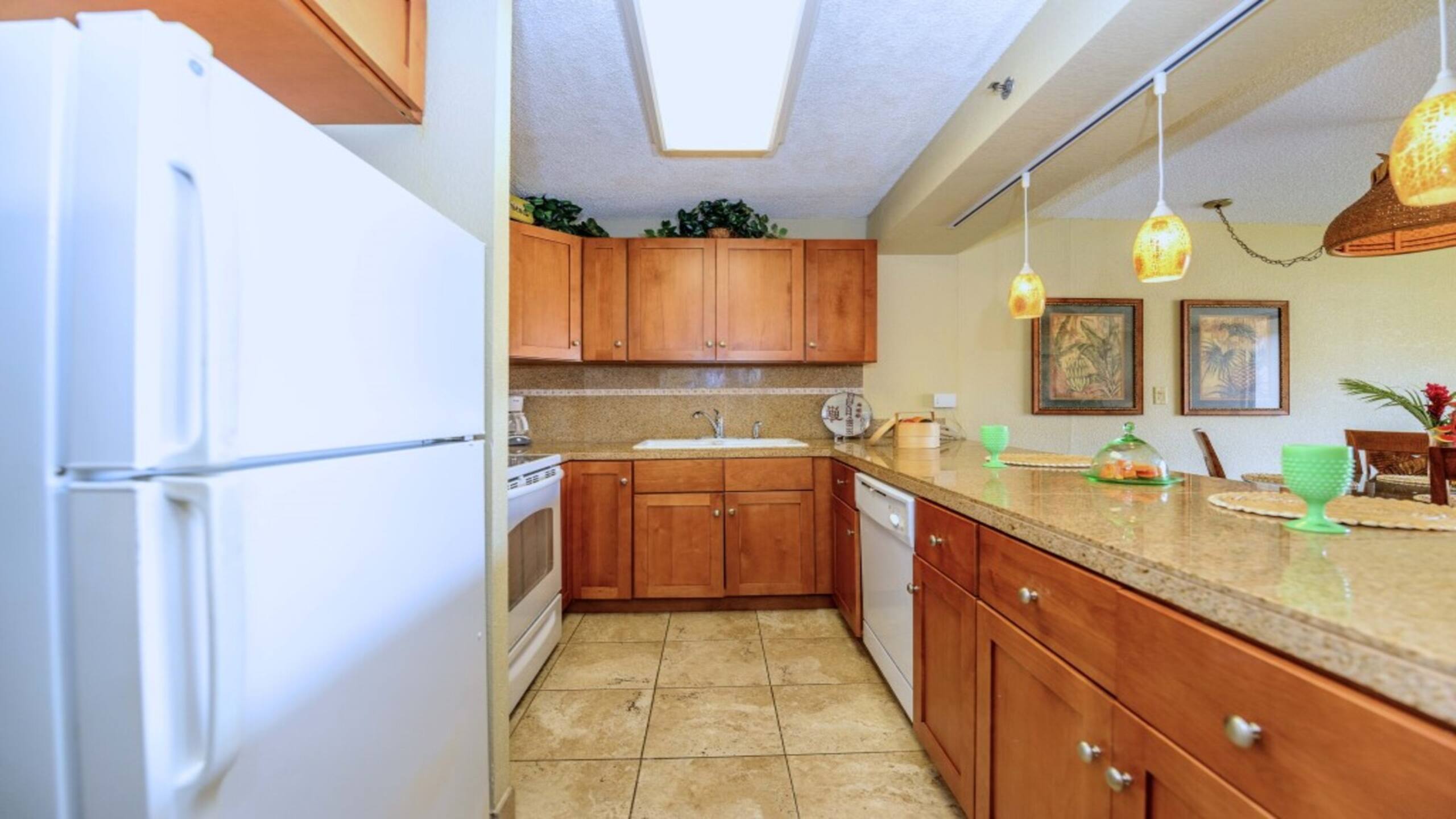 Condo in Lahaina · ★4.7 · 1 bedroom · 2 beds · 1 bath - Image 8