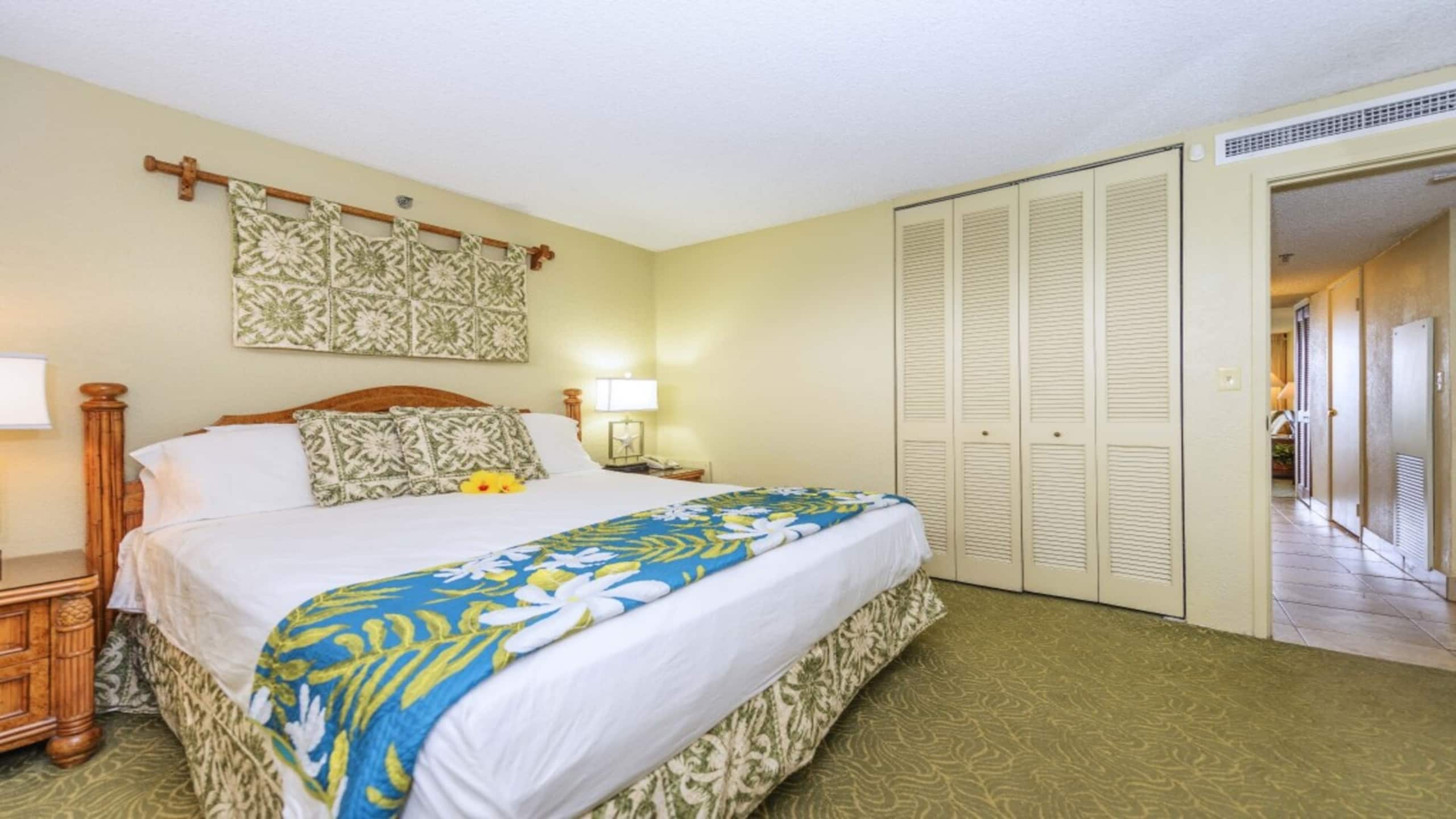 Condo in Lahaina · ★4.7 · 1 bedroom · 2 beds · 1 bath - Image 13