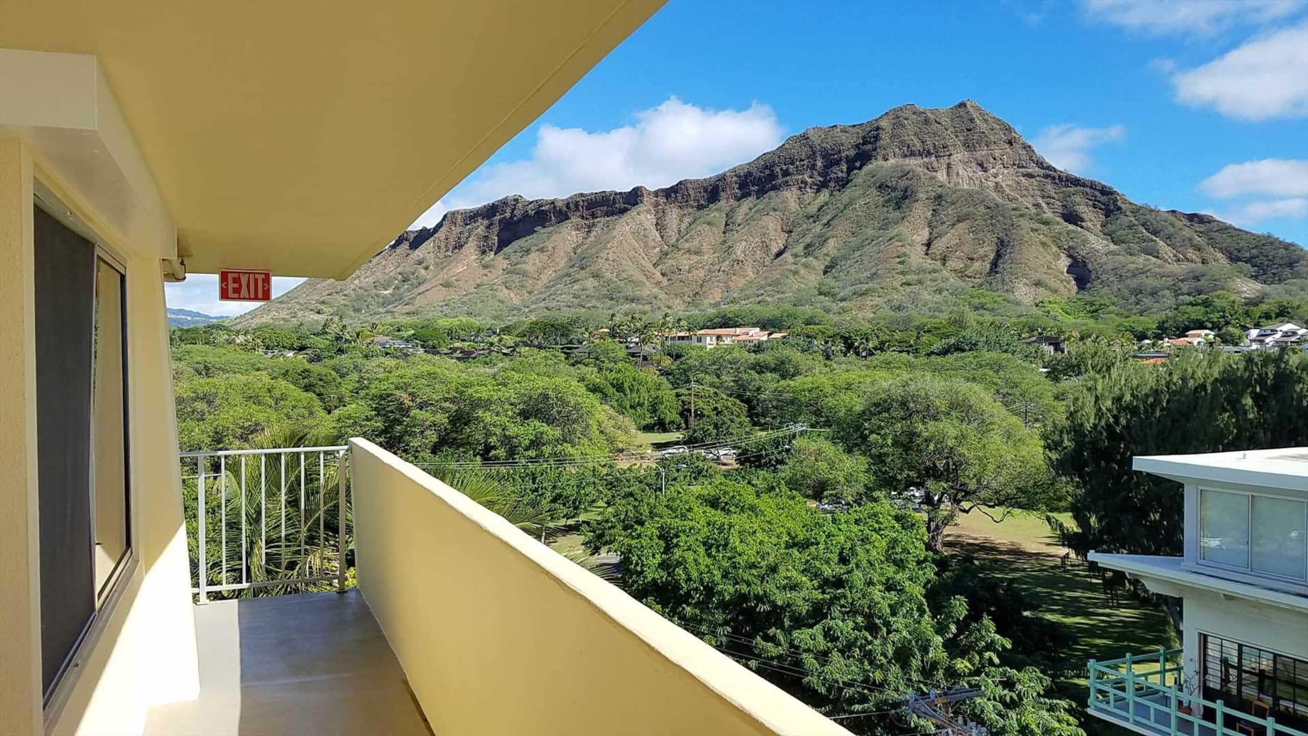 Diamond Head Beach, Queen Studio, Balc, Ocean View - Image 1