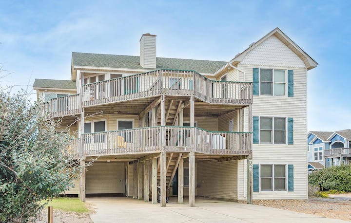 A Beach Ball - Crown Point, Ocean View, Pets - Corolla, NC